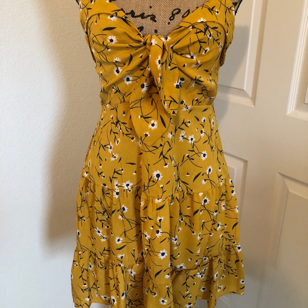 Floral print dress NWOT